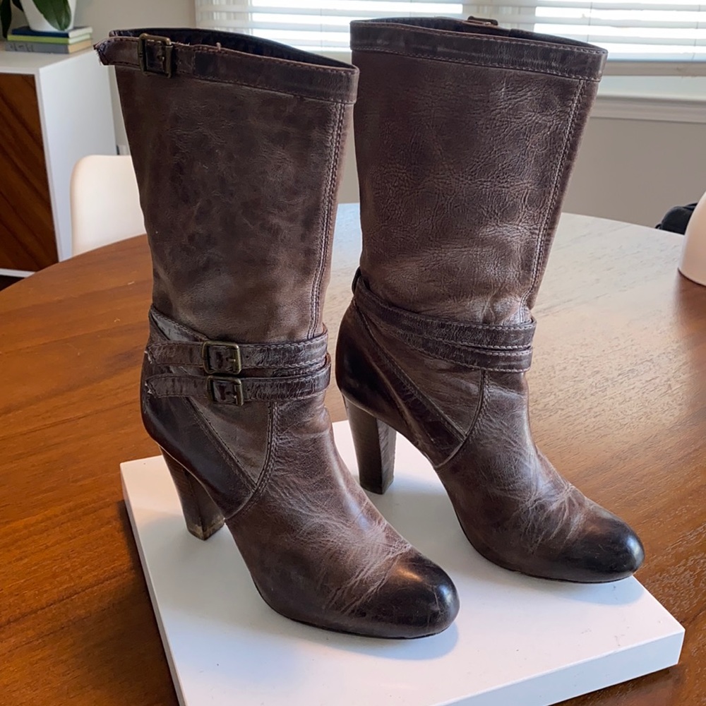 FRYE BROWN LEATHER MID SHAFT HEELED BOOTS